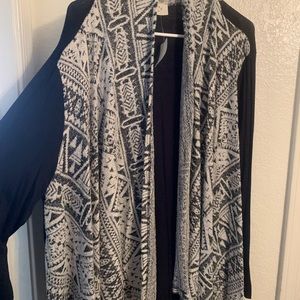 Plus size black and white print jacket